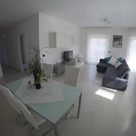 Iris Apartamento *